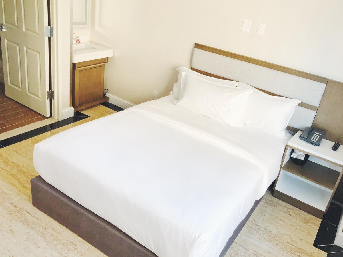 Mayfair Inn And Suites New York Eksteriør bilde