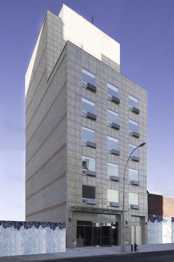 Mayfair Inn And Suites New York Eksteriør bilde